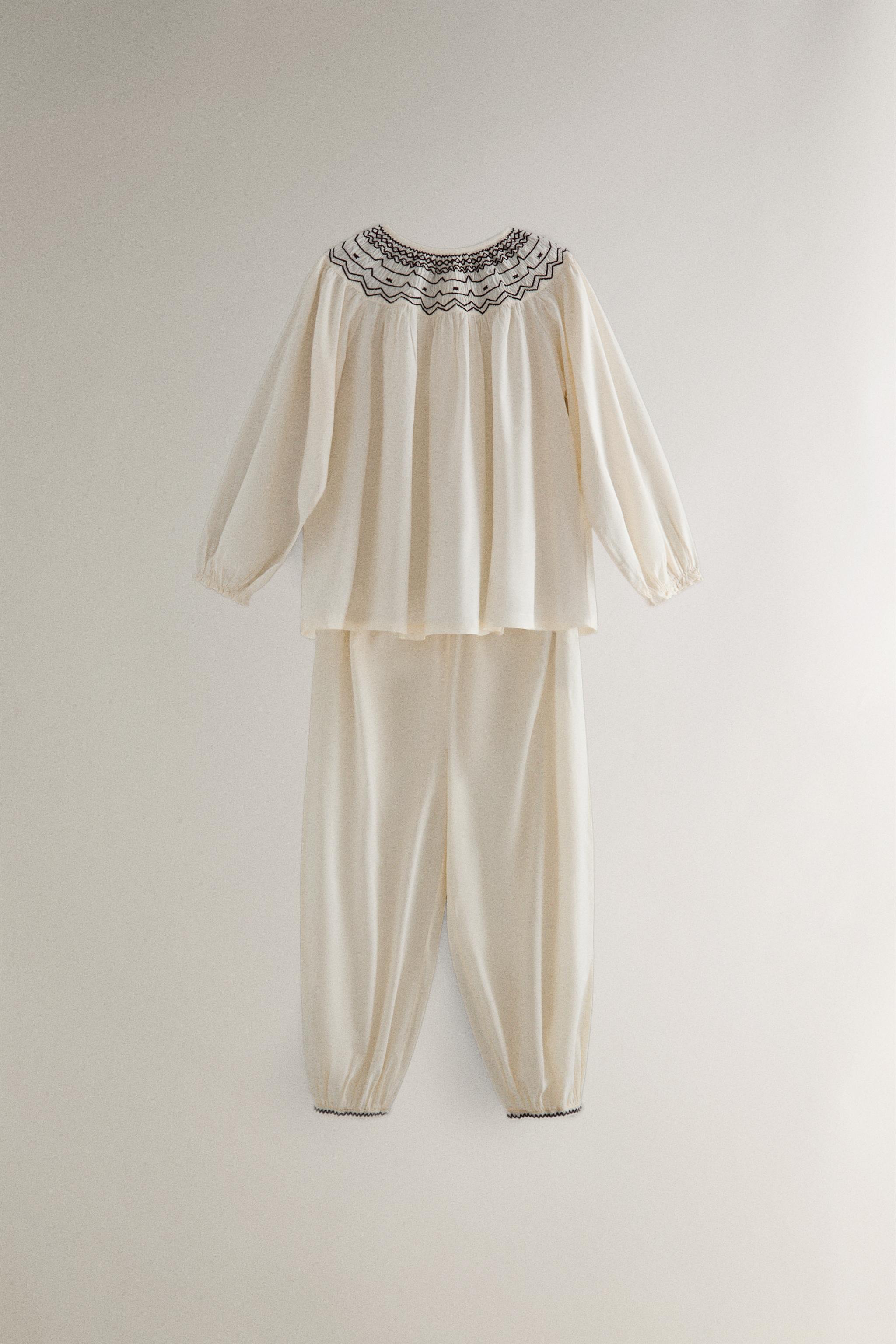 GATHERED CHRISTMAS SHIRT